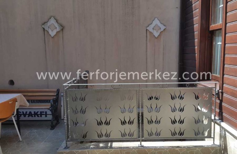 Muş Vakfı Balkon Korkuluğu