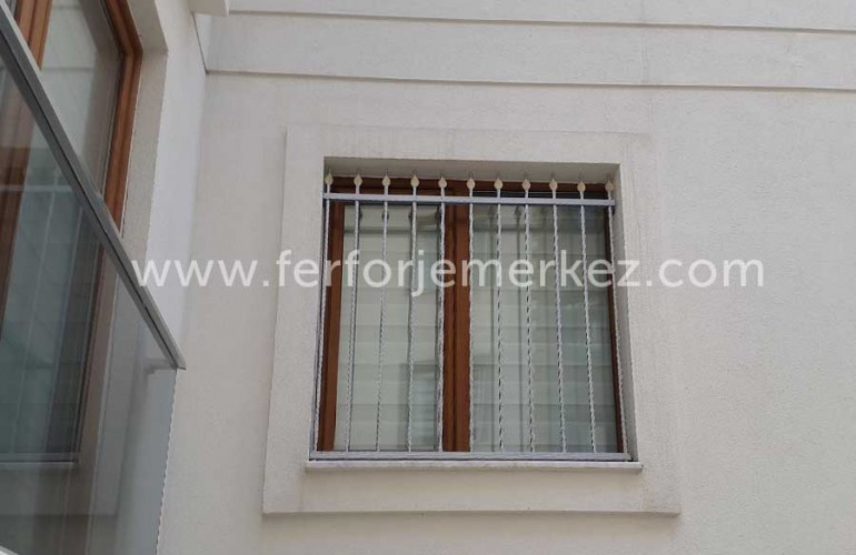 Ferforje Pencere Korkuluğu