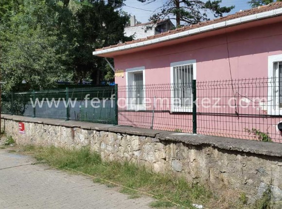 Yeşil Panel Çit Uygulama